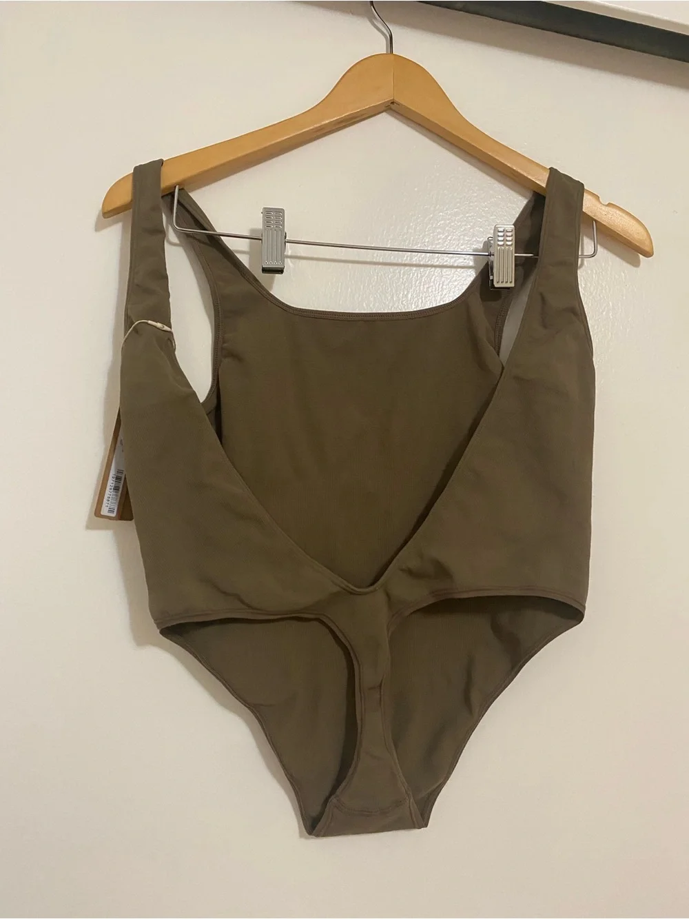 SKIMS Contour High Cut Bodysuit - Olive